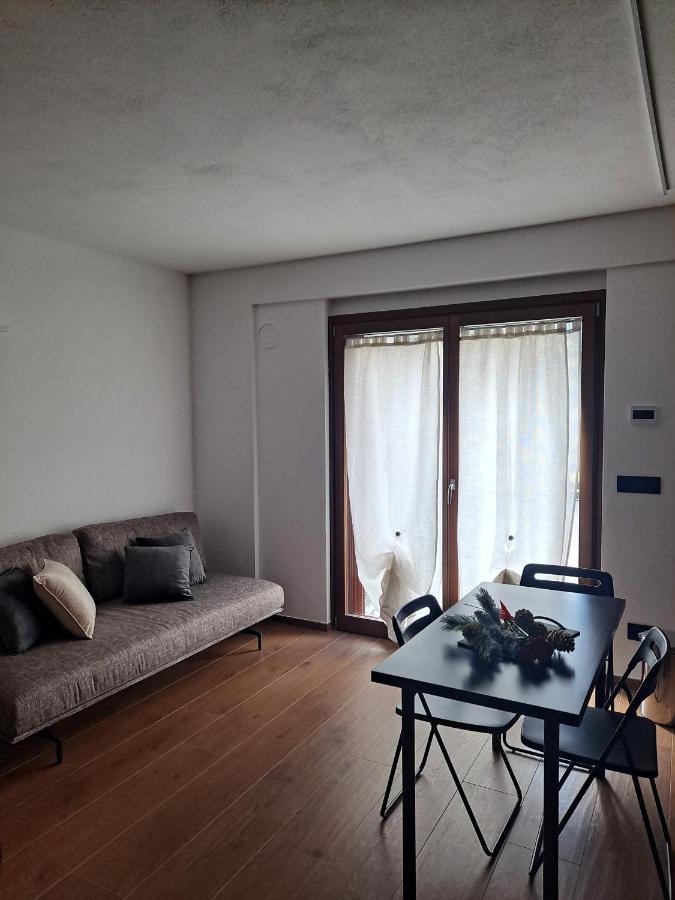 Petit Nid Apartment ลาซัลเล ภายนอก รูปภาพ